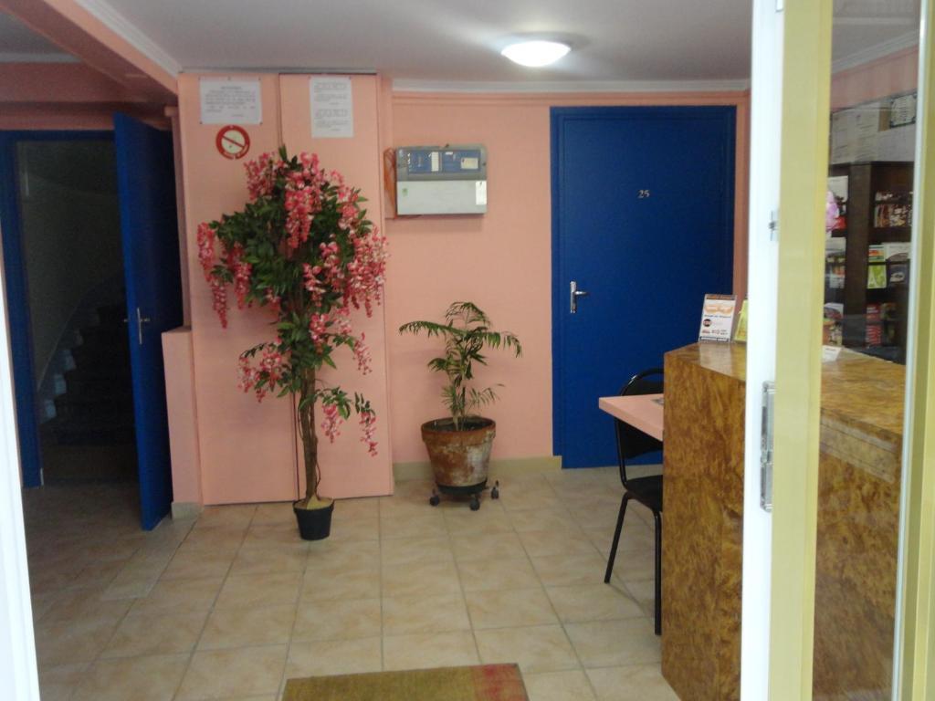 Hotel Santana Clichy Exterior photo